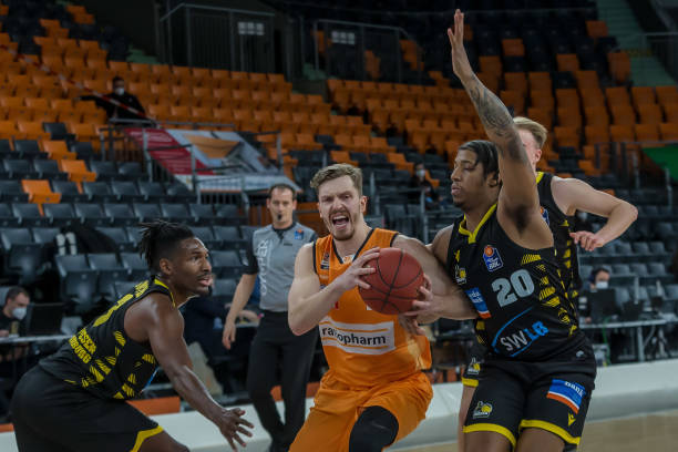 另一方面 另一方面