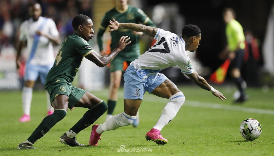 凭借出色的 凭借出色的